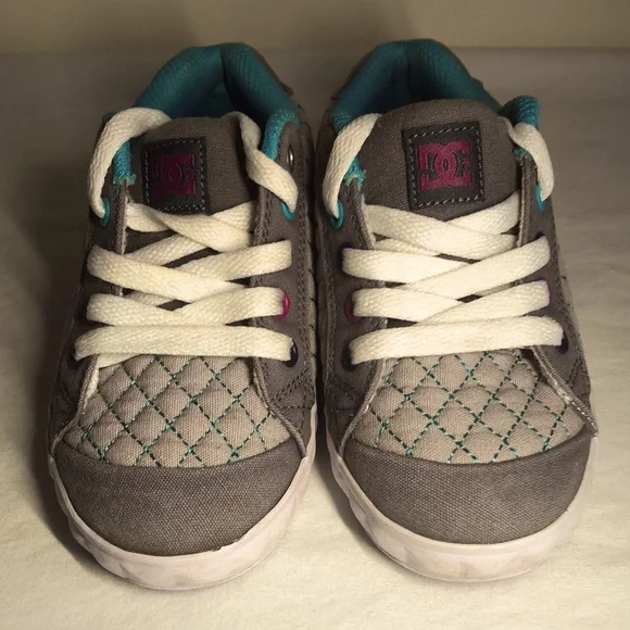 Girls Etnies Sneakers Size 12 Youth Shoes Logo - Picture 3 of 10